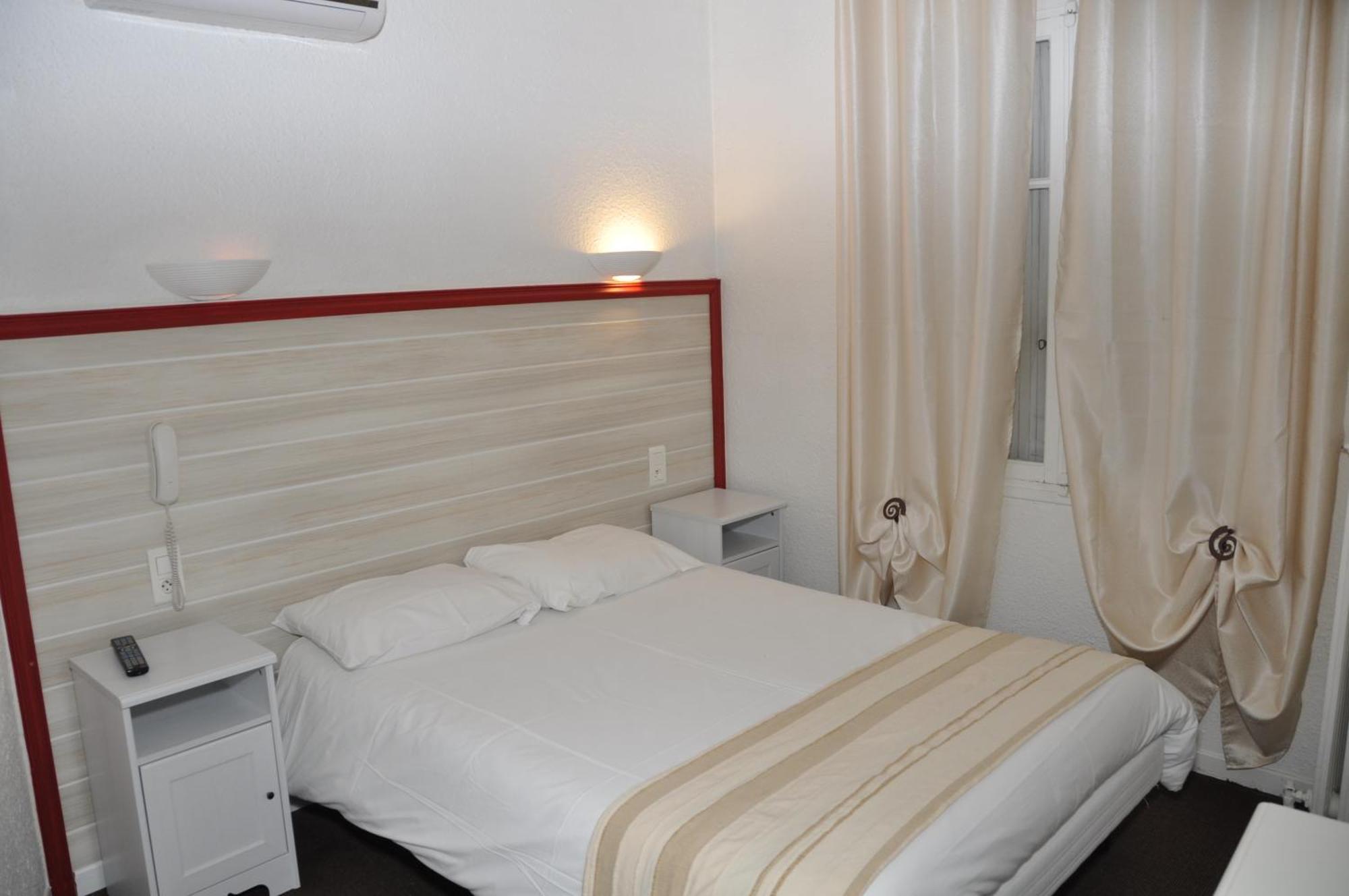 Citotel Hotel Cesar Νιμ Εξωτερικό φωτογραφία