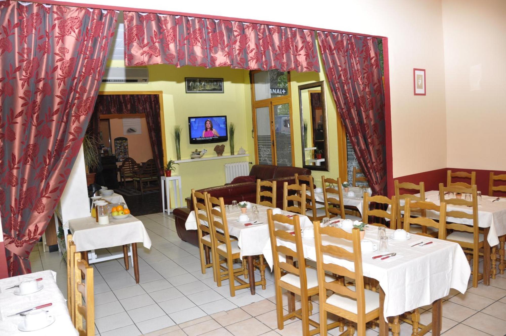 Citotel Hotel Cesar Νιμ Εξωτερικό φωτογραφία
