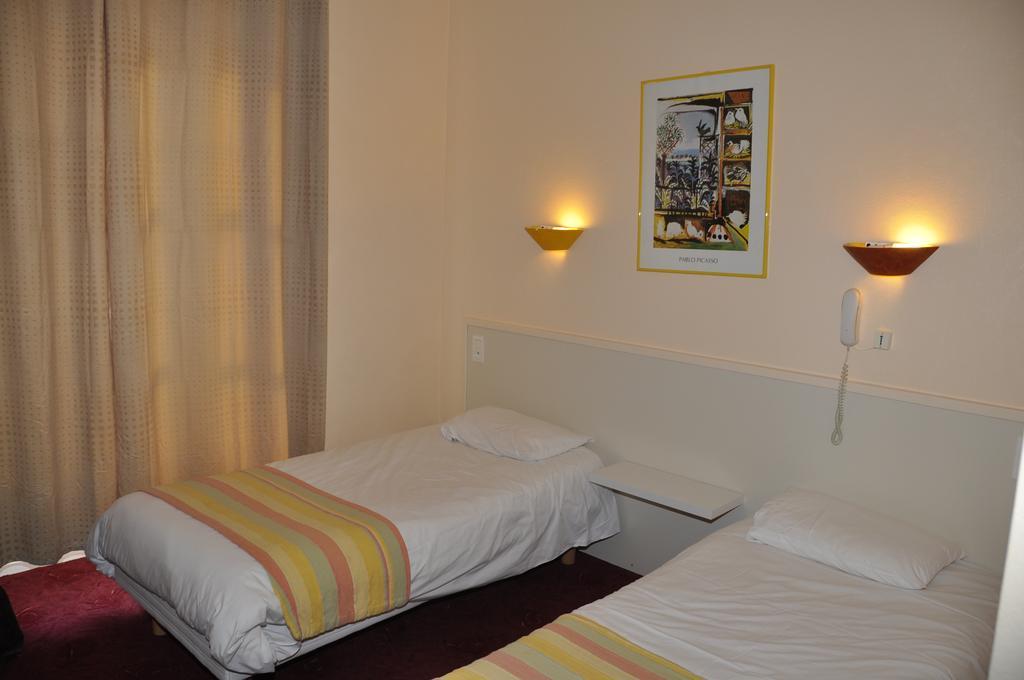 Citotel Hotel Cesar Νιμ Εξωτερικό φωτογραφία